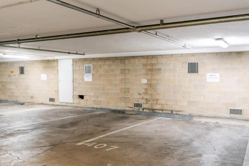 Glenelg Oasis, Pool, Gym, Spa & Sauna, Free Parking, City Views エクステリア 写真